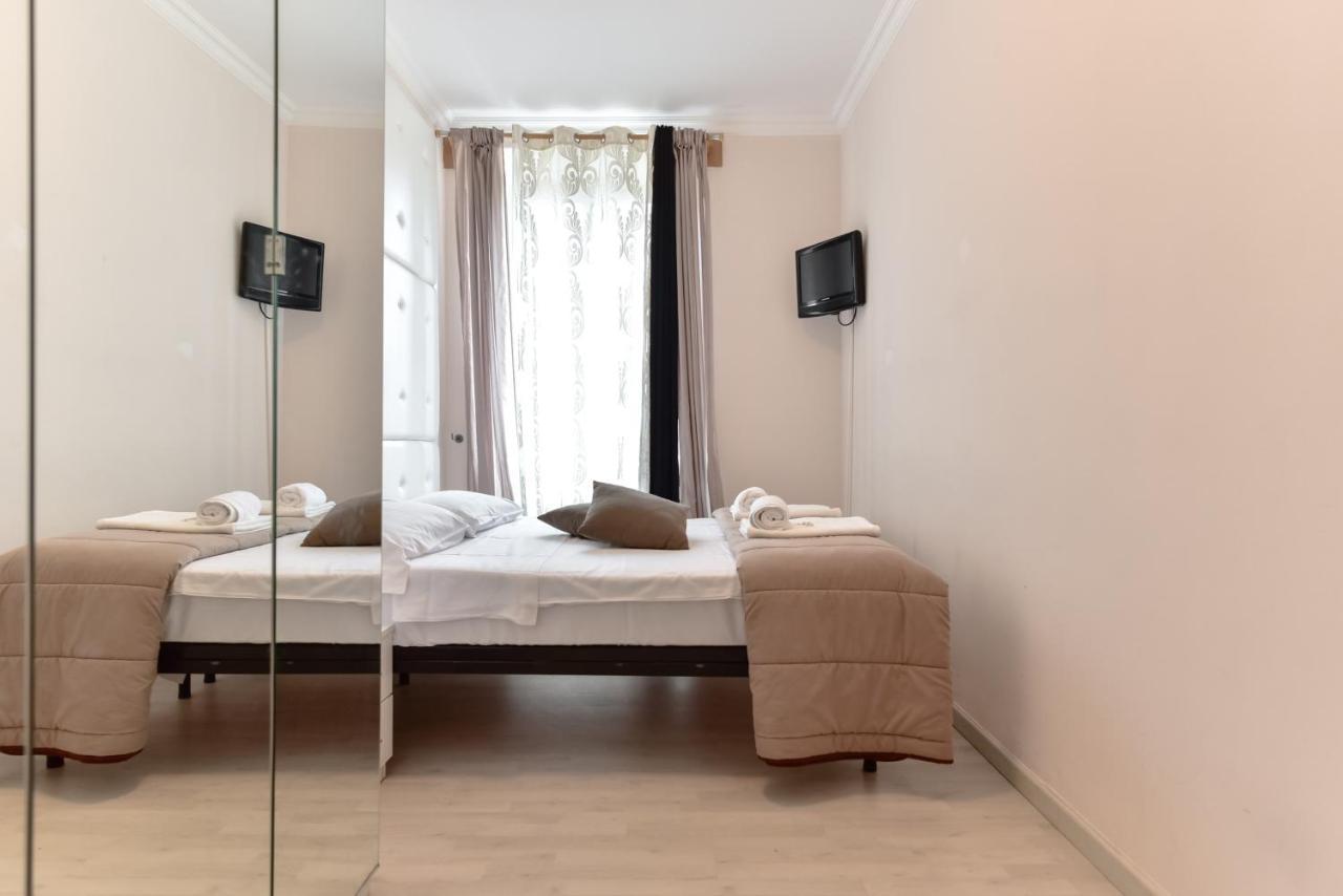 P-rooms & Collection Rome